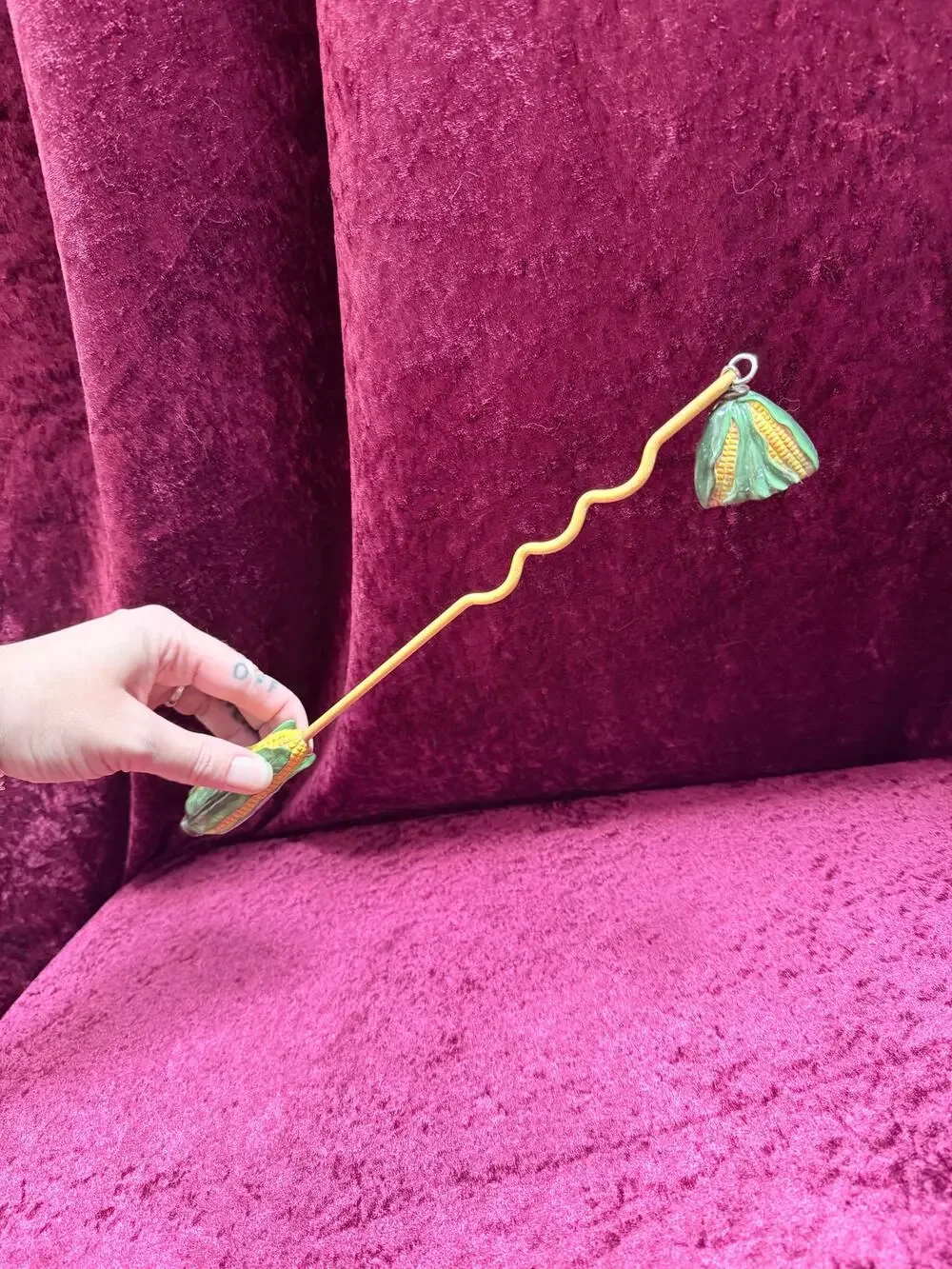 Vintage Home Decor Resin Candle Snuffer – Figural Corn Cob Kitsch Design